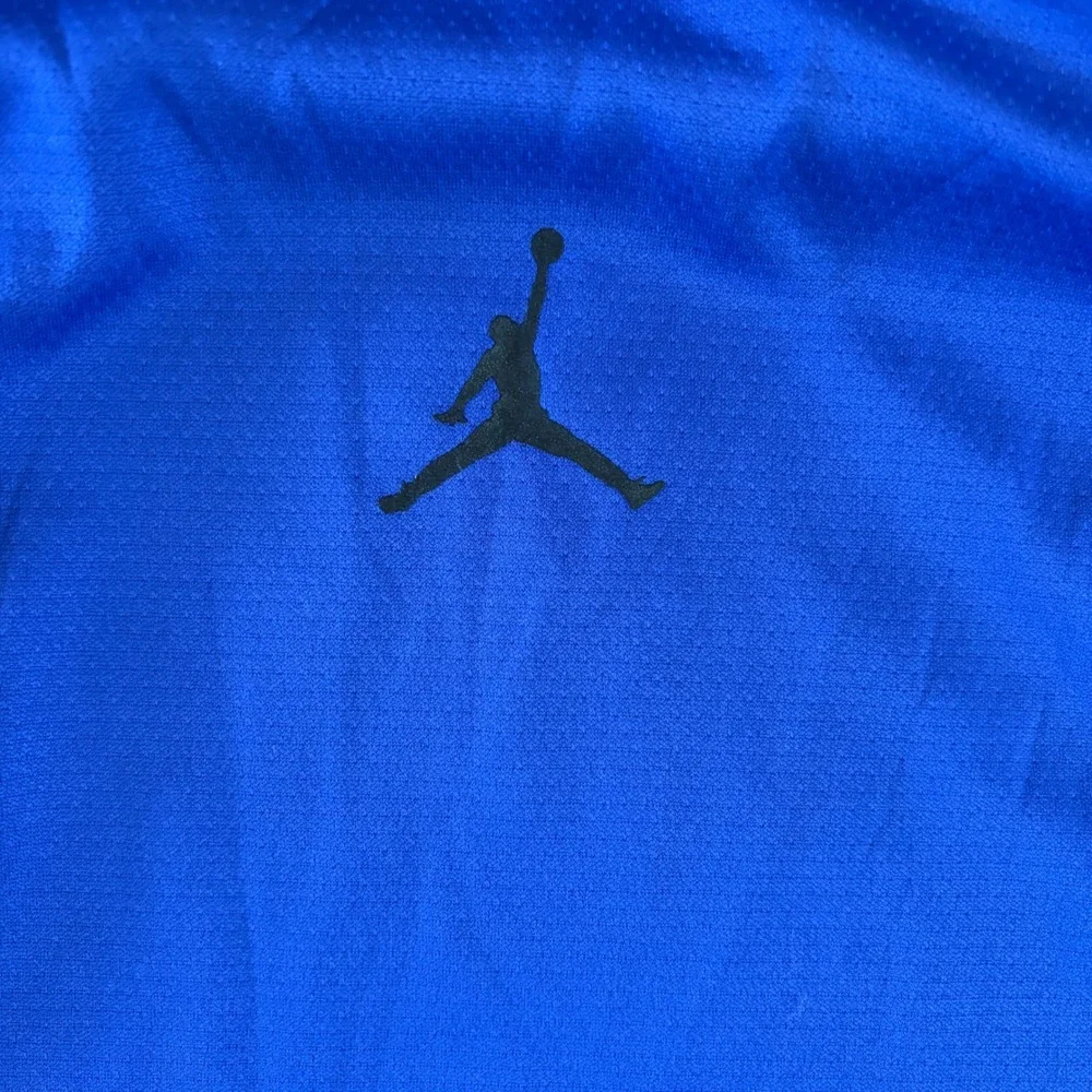 Jordan Performance Top Mens Medium Blue Long Sleeve Dri-FIT Mock Neck Jumpman